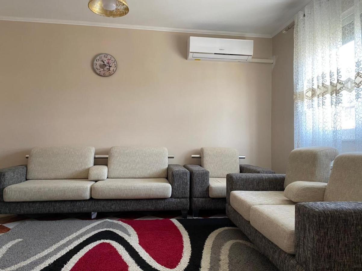 Dibra'S Apartment Shkodra Exterior foto