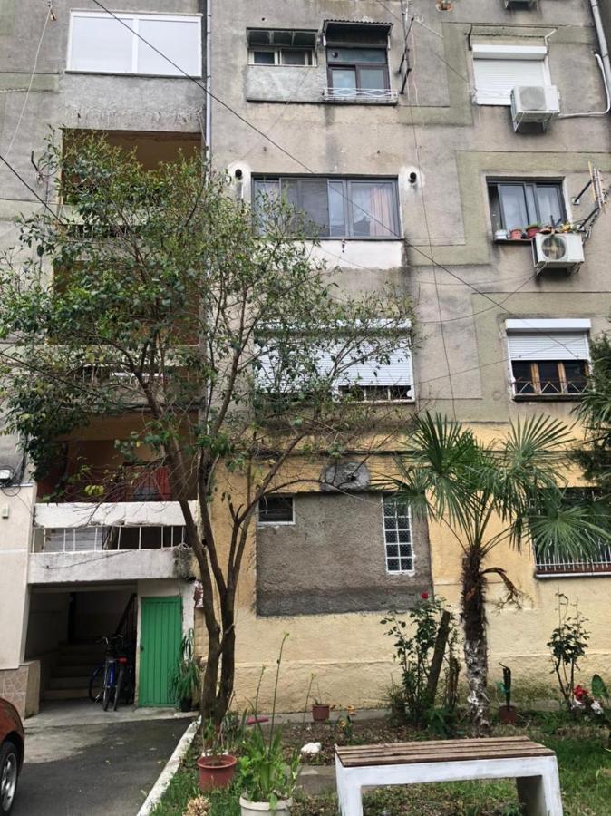Dibra'S Apartment Shkodra Exterior foto