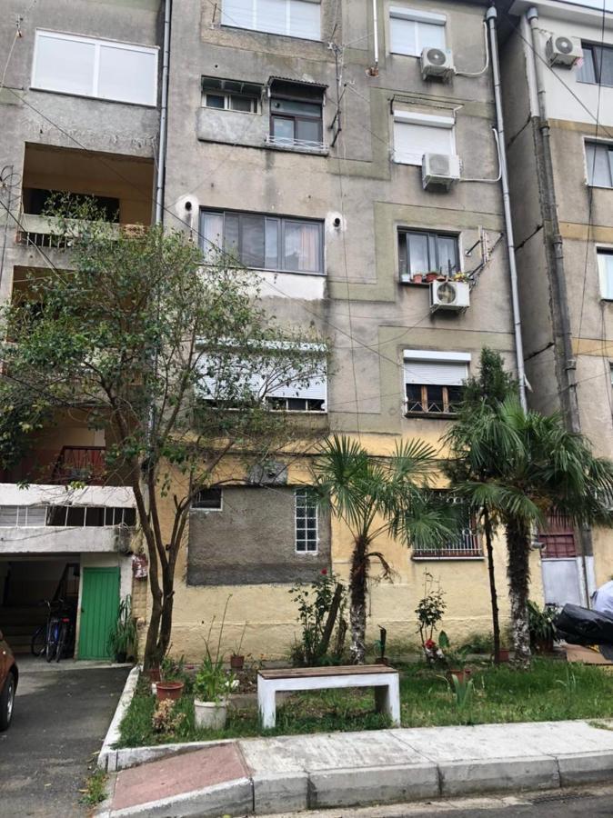 Dibra'S Apartment Shkodra Exterior foto